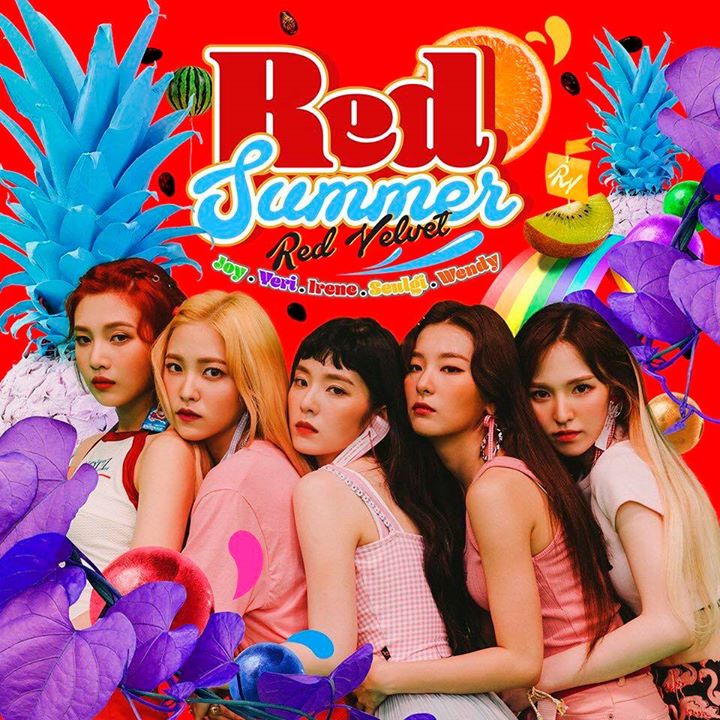 Red Velvet tung teaser cho mini album "The Red Summer" và ca khúc chủ đề "Red Flavor" phát hành ngày 9/7. SM thông báo nhóm sẽ tổ chức concert đầu tay mang tên "Red Room" trong hai ngày 19 và 20/8 tại Olympic Hall ở Seoul.