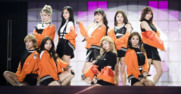 TWICE làm nên điều kỳ diệu, bán hơn 100.000 bản album chỉ sau 4 ngày ra mắt tại Nhật Bản