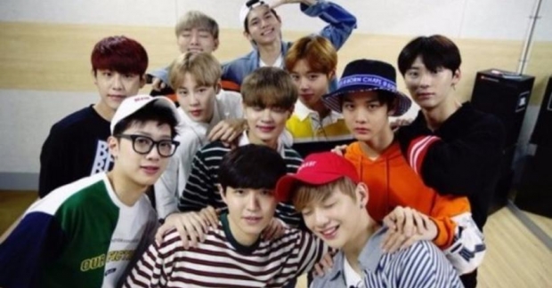 Wanna One vượt trội đàn chị I.O.I từ mức độ nổi tiếng, thu nhập đến lịch trình