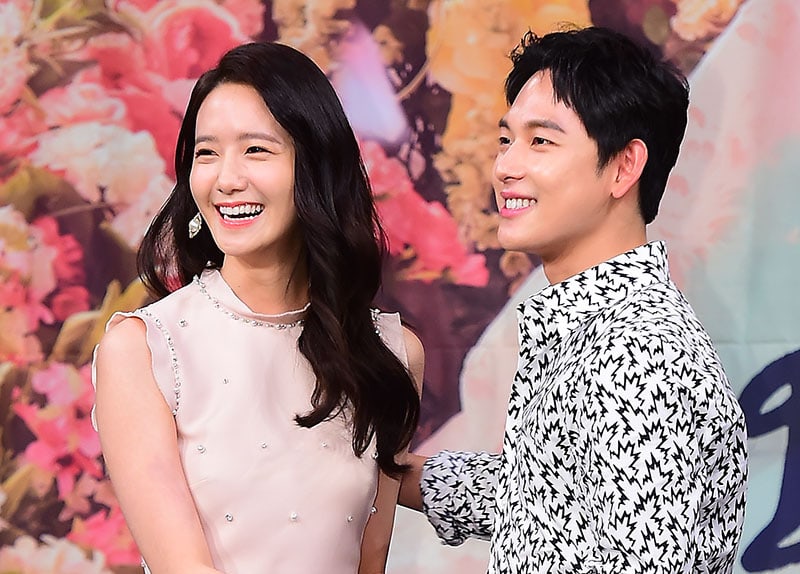 Im Siwan nói anh đóng “The King Loves” là vì YoonA