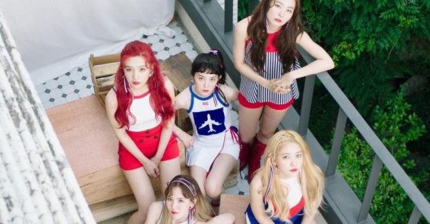 Sự "lột xác" của Red Velvet trong mini album mới - "The Red Summer" 