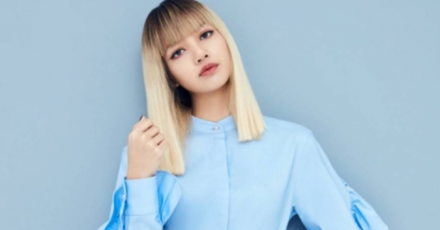 Lisa (Black Pink) - Idol ngoại quốc "không ai không yêu"