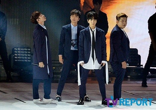 Bài báo: SuJu không có 'Kangin và Sungmin' 11 -> 4... cuối cùng cũng rơi nước mắt