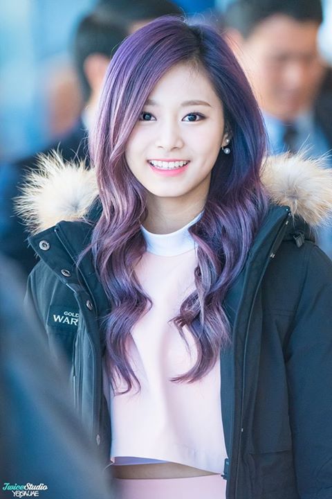 Instiz: Lý do tại sao Tzuyu lại siêu nổi tiếng ở Nhật trong số tất cả các thành viên của Twice