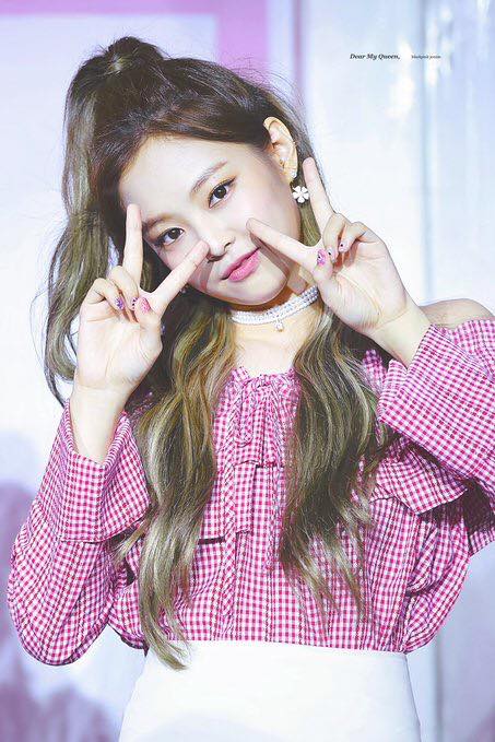 Pann: BLACKPINK Jennie toả ra khí chất của một "lá bài nữ hoàng Mỹ"