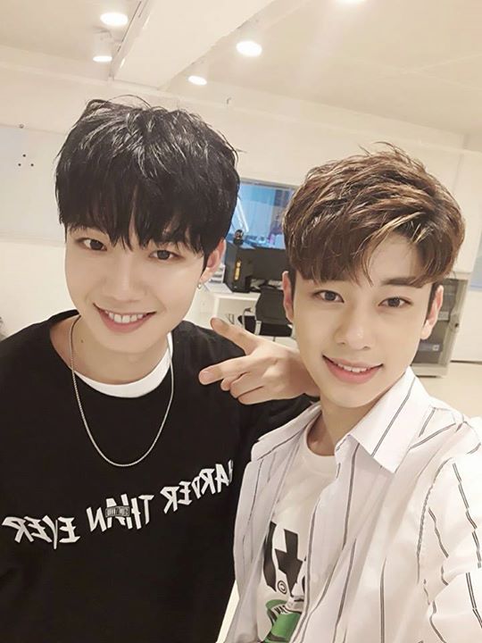 Instiz: Im Youngmin v&agrave; Kim Donghyun sẽ debut như một nh&oacute;m nhỏ v&agrave;o th&aacute;ng T&aacute;m