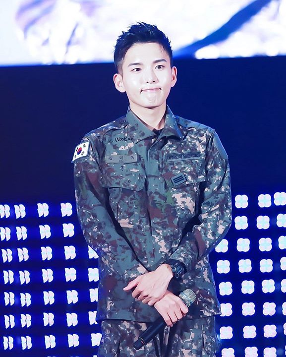 Super Junior Ryeowook sẽ xuất ngũ vào ngày 10/07 này sau 2 năm phục vụ trong ban nhạc quân đội