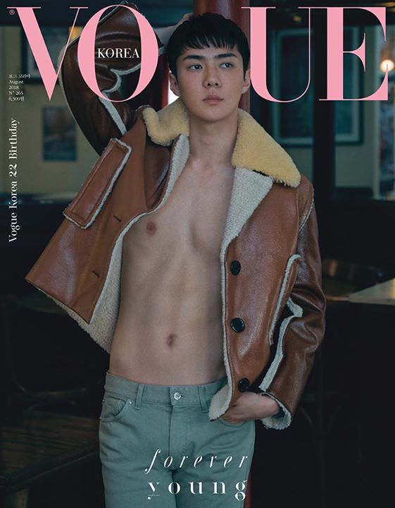 EXO Sehun trên bìa Vogue Korea ấn phẩm tháng 8