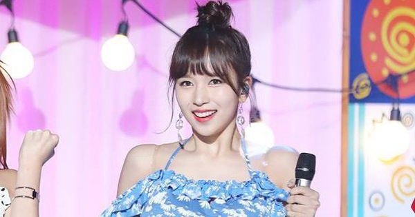 Vì sao chỉ một mình Mina được cầm mic tay trong đợt comeback mới của TWICE?