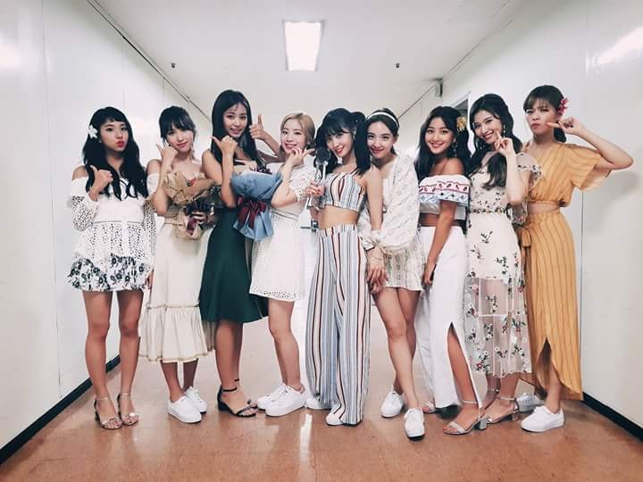 Pann: TWICE đổi coordi đúng là chuyện tốt