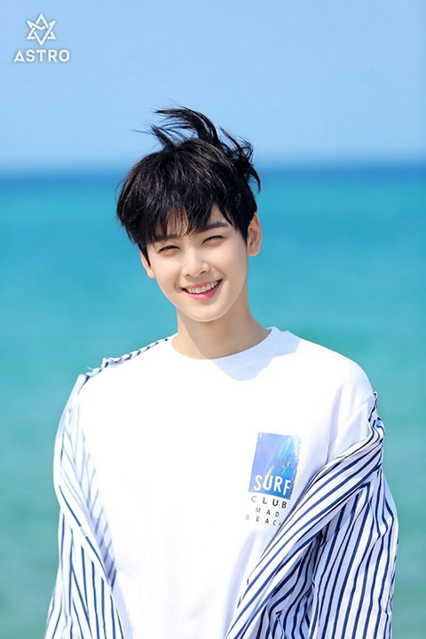 Instiz: Cha Eunwoo thử thách idol nữ  