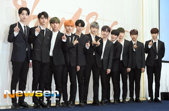 Bài báo: Wanna One "cảm thấy áp lực tâm lý" khi sasaeng đột nhập vào khách sạn 