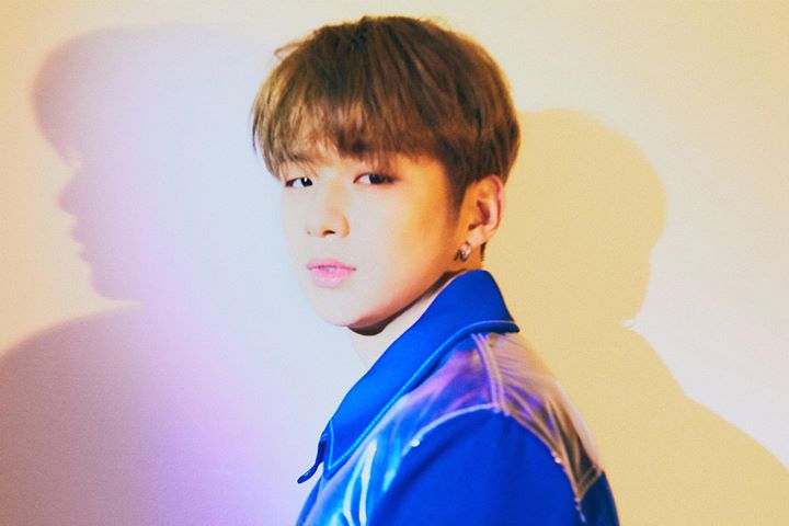 Kang Daniel đạt 450.000 bản pre-order cho mini album debut “Color on Me” phát hành ngày 25/07