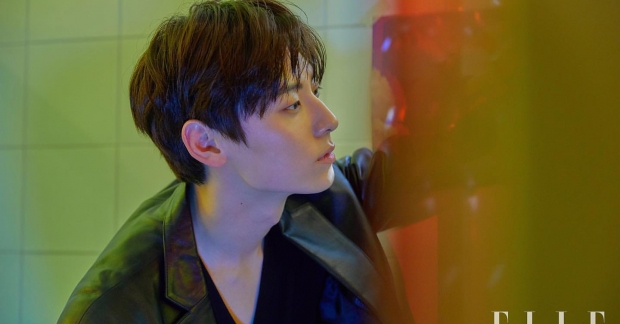 Hwang Minhyun khoe visual vô thực dù chỉ là qua loạt ảnh hậu trường của tạp chí Elle