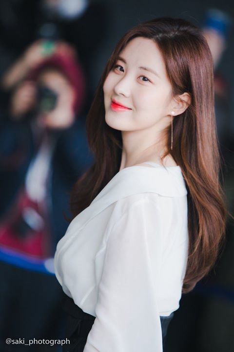 theqoo: Seohyun 19 tuổi và Seohyun 29 tuổi