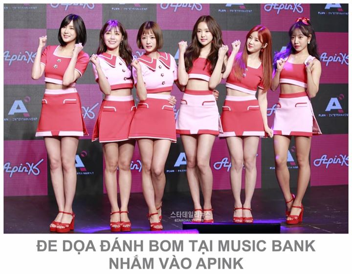 Cảnh sát đã nhận được cuộc gọi nặc danh doạ đánh bom tại khu vực ghi hình Music Bank tập đặc biệt hôm nay với nội dung: "Tao đã đặt bom để giết Apink". Lập tức họ đã sơ tán 150 fan hâm mộ, quây kín khu vực và gửi đội rà phá bom mìn tới để kiểm tra. 