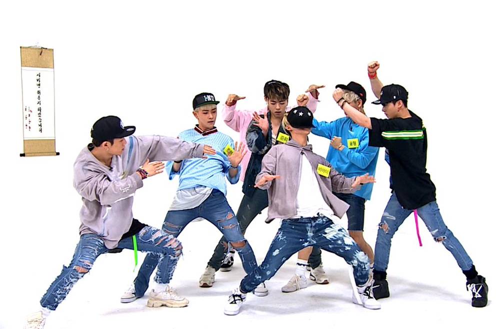 iKON có màn xuất hiện cả nhóm đầy đủ trên chương trình tạp kỹ đầu tiên với ‘Weekly Idol’