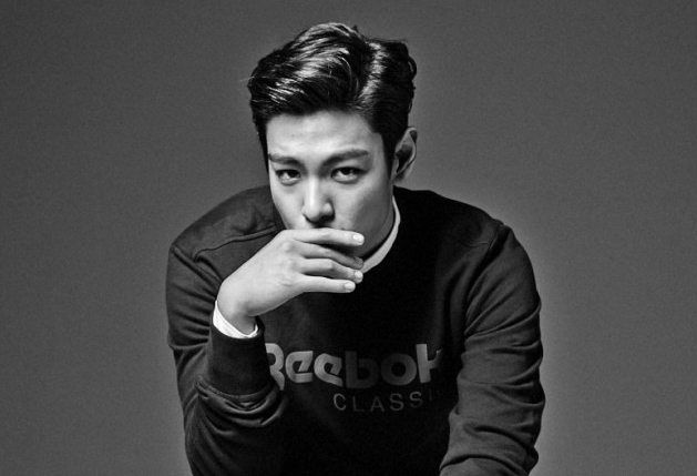 Tin nóng: T.O.P (BIGBANG) bất tỉnh và nhanh chóng được đưa tới bệnh viện