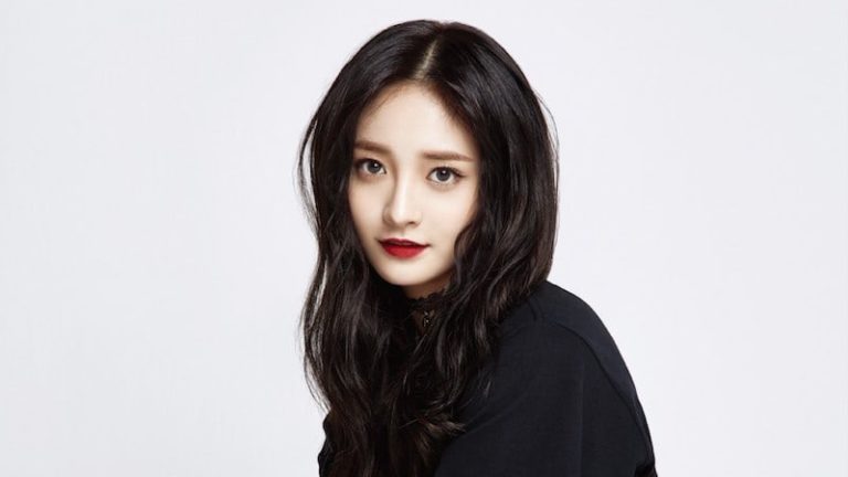 Kyulkyung (PRISTIN) chia sẻ việc cô ấy được chiêu mộ như thế nào và phản ứng đầu tiên của mẹ cô