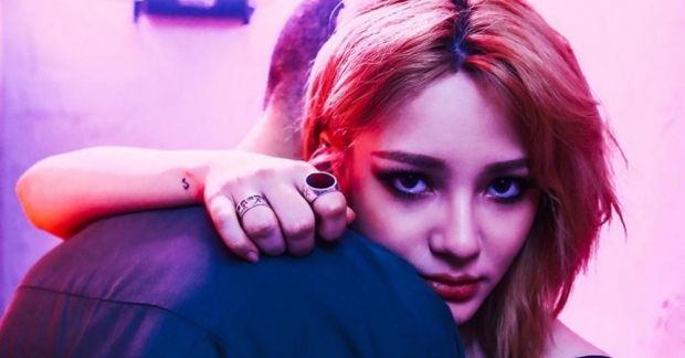 MV comeback của Shannon bị cấm s&oacute;ng v&igrave; chứa nhiều h&igrave;nh ảnh nhạy cảm