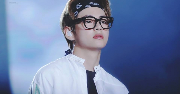 3 idol nam thường xuy&ecirc;n sắm vai "chuy&ecirc;n gia tư vấn" cho fan tr&ecirc;n Vlive