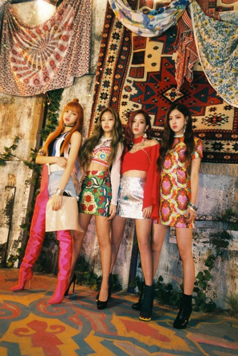 Bài báo: Black Pink, "Một nhà sản xuất khác? Chúng tôi vẫn sợ lắm... Teddy là tuyệt nhất"