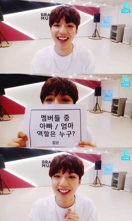 B&agrave;i b&aacute;o :"280,000 người đ&atilde; xem Vlive đầu ti&ecirc;n".. 'Produce 2' Im Youngmin ph&aacute;t s&oacute;ng Vlive