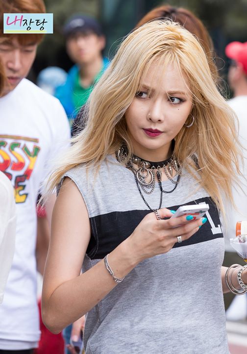 “Ông thần” fansite chuyên chụp ảnh idol không thèm tráng qua photoshop