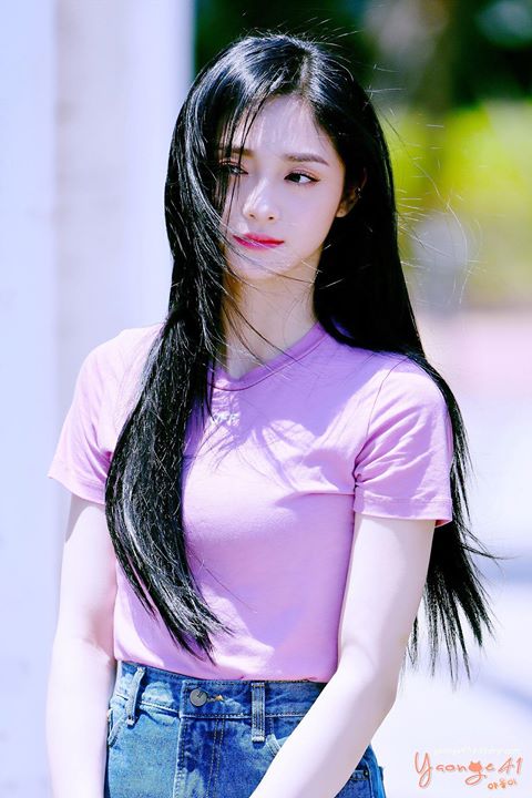 PRISTIN Kyulkyung tại fanmeeting ở Music Core