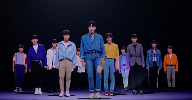 Vừa trở lại, 'tân binh quái vật' Wanna One đã thống trị bảng xếp hạng nhạc số với hầu hết các ca khúc mới trong album