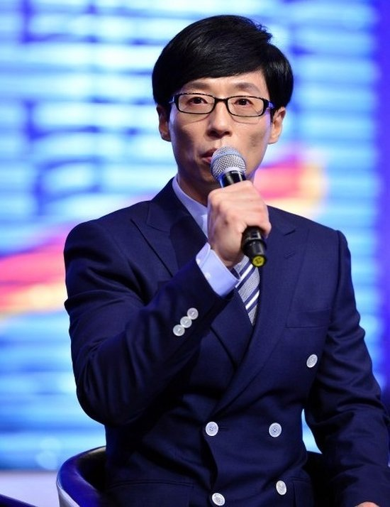 Bài báo: [Độc quyền] Hợp đồng của Yoo Jae Suk sẽ hết hiệu lực vào tháng tới... "cực kỳ hứng thú với bước đi tiếp theo" 