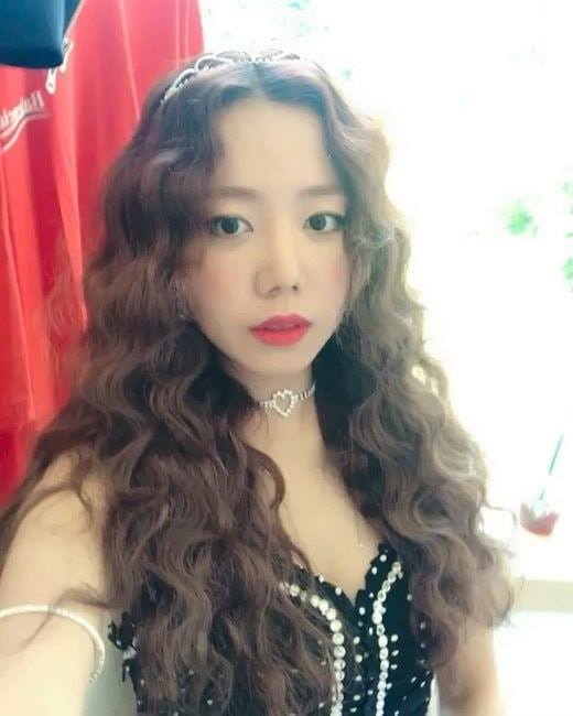 Bài báo: "Không thể đợi để comeback" Cập nhật nhan sắc xinh đẹp của A Pink Namjoo