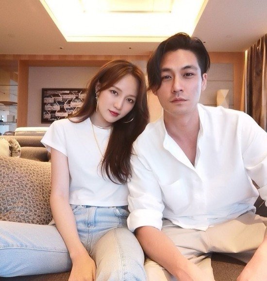 Bài báo: Cựu thành viên miss A Jia, ảnh hẹn hò cùng phú nhị đại Singapore... đẹp trai