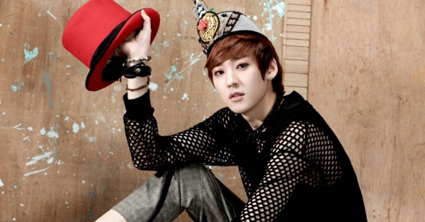 Kevin viết thư gửi fan KISSME sau khi tuyên bố rời U-KISS