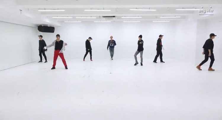 BTS tập luyện choreography cho hit “Spring day”!