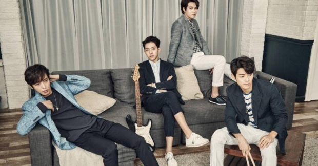 Ca khúc chủ đề cho đợt comeback lần này của CNBLUE do trưởng nhóm Yonghwa sáng tác