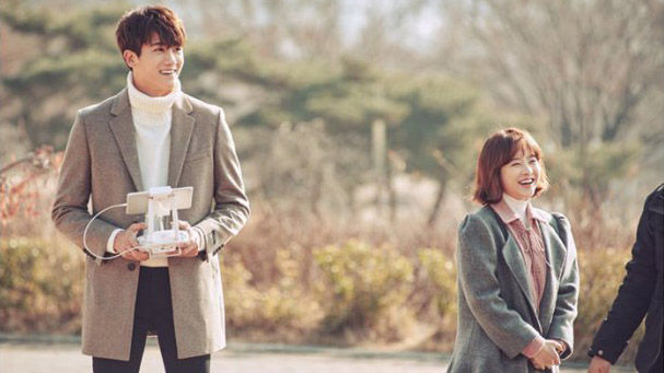 Phản ứng hóa học của Park Bo Young và Park Hyung Sik không chỉ trên phim mà ngay cả khi tắt máy quay