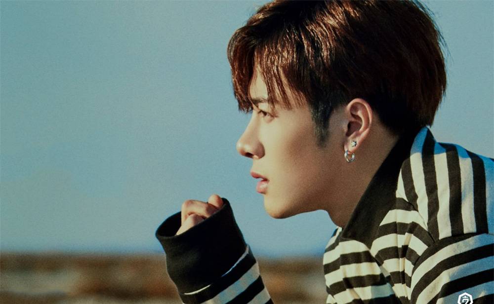 JYP Entertainment thông báo rằng Jackson đang nghỉ ngơi vì vấn đề sức khoẻ