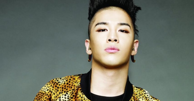 Taeyang (Big Bang) khiến fan lo lắng với khuôn mặt khác lạ