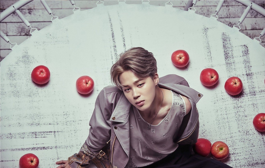 Sự lột xác quyến rũ của Jimin khiến các fan tự hỏi rốt cuộc nó đã diễn ra như thế nào