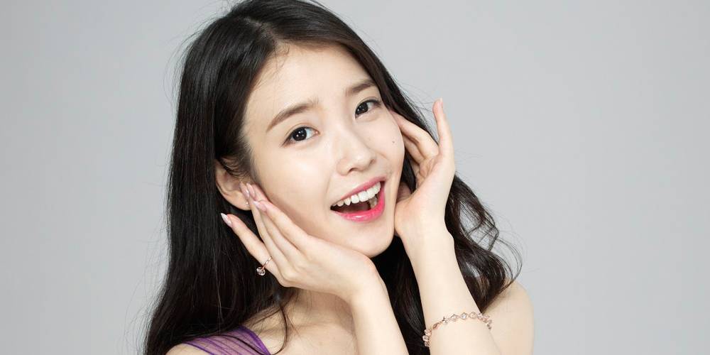 IU xác nhận comeback tháng 4 và có 2 ca khúc sẽ được phát hành sớm