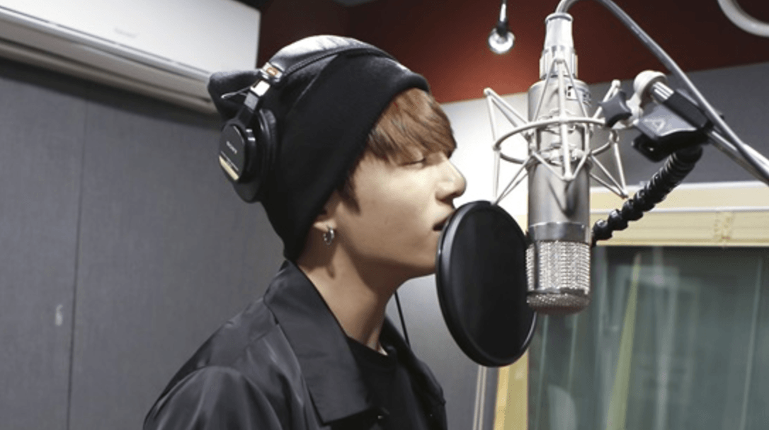 Jungkook tiết lộ ước mơ của mình là được cộng tác với ca sĩ nổi tiếng thế giới này