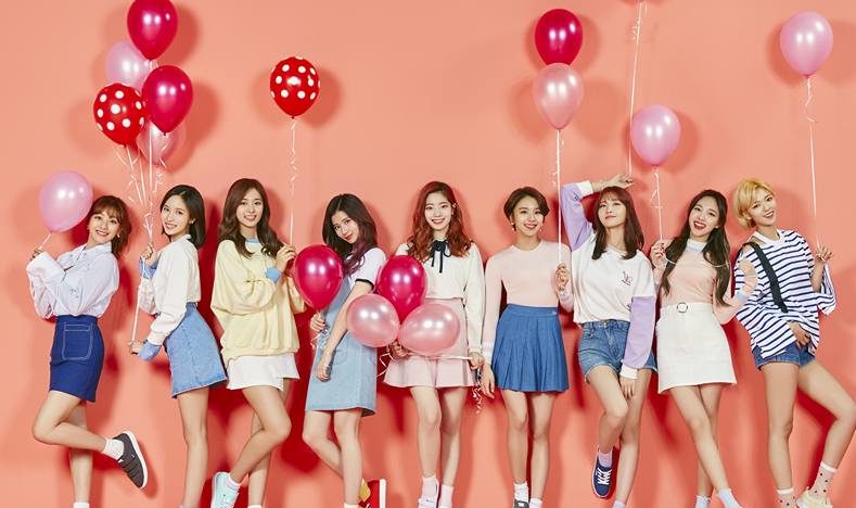 TWICE giành chiến thắng thứ 9 và vương miện thứ ba liên tiếp cho “Knock Knock” trong bảng xếp hạng tháng 3 của “Inkigayo”