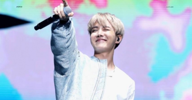 J-Hope (BTS) và sự thay đổi khiên fan ngỡ ngàng từ ngày đặt chân đến trời Tây