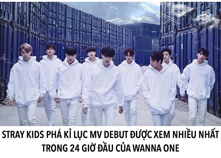 T&iacute;nh đến 18h KST ng&agrave;y 27/03, tức l&agrave; đ&uacute;ng 24 giờ sau khi ph&aacute;t h&agrave;nh, MV &ldquo;District 9&rdquo; đ&atilde; ghi nhận 4.274.649 views tr&ecirc;n YouTube, trở th&agrave;nh MV debut của một nh&oacute;m nhạc K-Pop sở hữu nhiều lượt xem nhất trong v&ograve;ng 24 giờ đầu ti&ecirc;n. Kỷ lục trước đ&oacute; thuộc về &ldquo;Energe