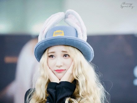 Instiz: Chiếc mũ m&agrave; tất cả idol nữ đều từng đội &iacute;t nhất l&agrave; một lần  