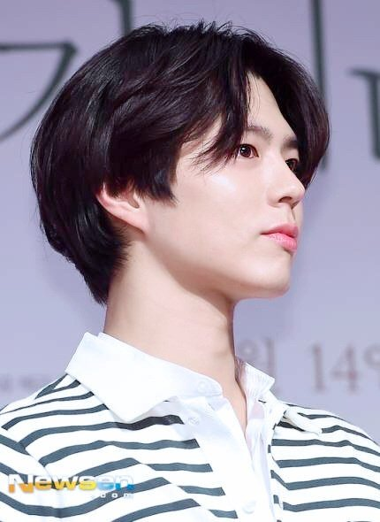 Pann: Tóc của Park Bogum ngày hôm nay dài quá rồi đó  