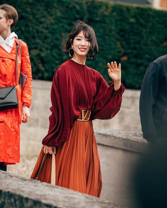 Park Shin Hye dự show Valentino Thu Đông 2019 tại Tuần lễ thời trang Milan