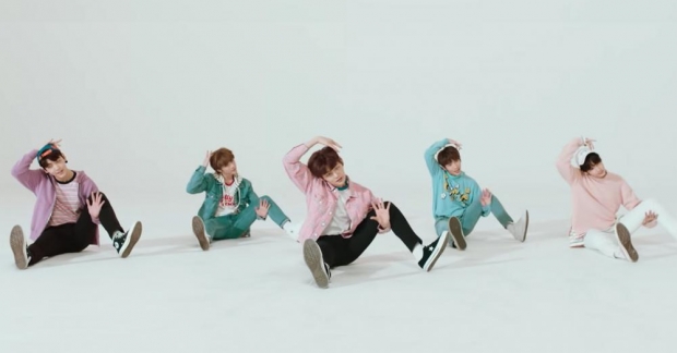 TXT tung dance version MV cho "Crown", khoe màn vũ đạo đều tăm tắp khiến fan tự hào