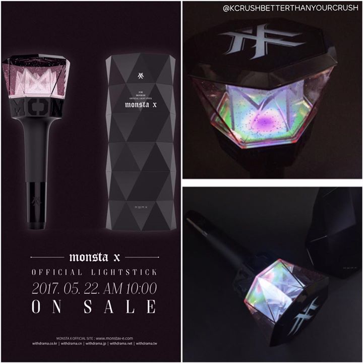 Nhân kỉ niệm 2 năm debut, MONSTA X tung lighstick chính thức với hiệu ứng hologram, trong đó màu ánh sáng khi bật trùng với màu của 3 phần sêri album "The Clan Trilogy". 